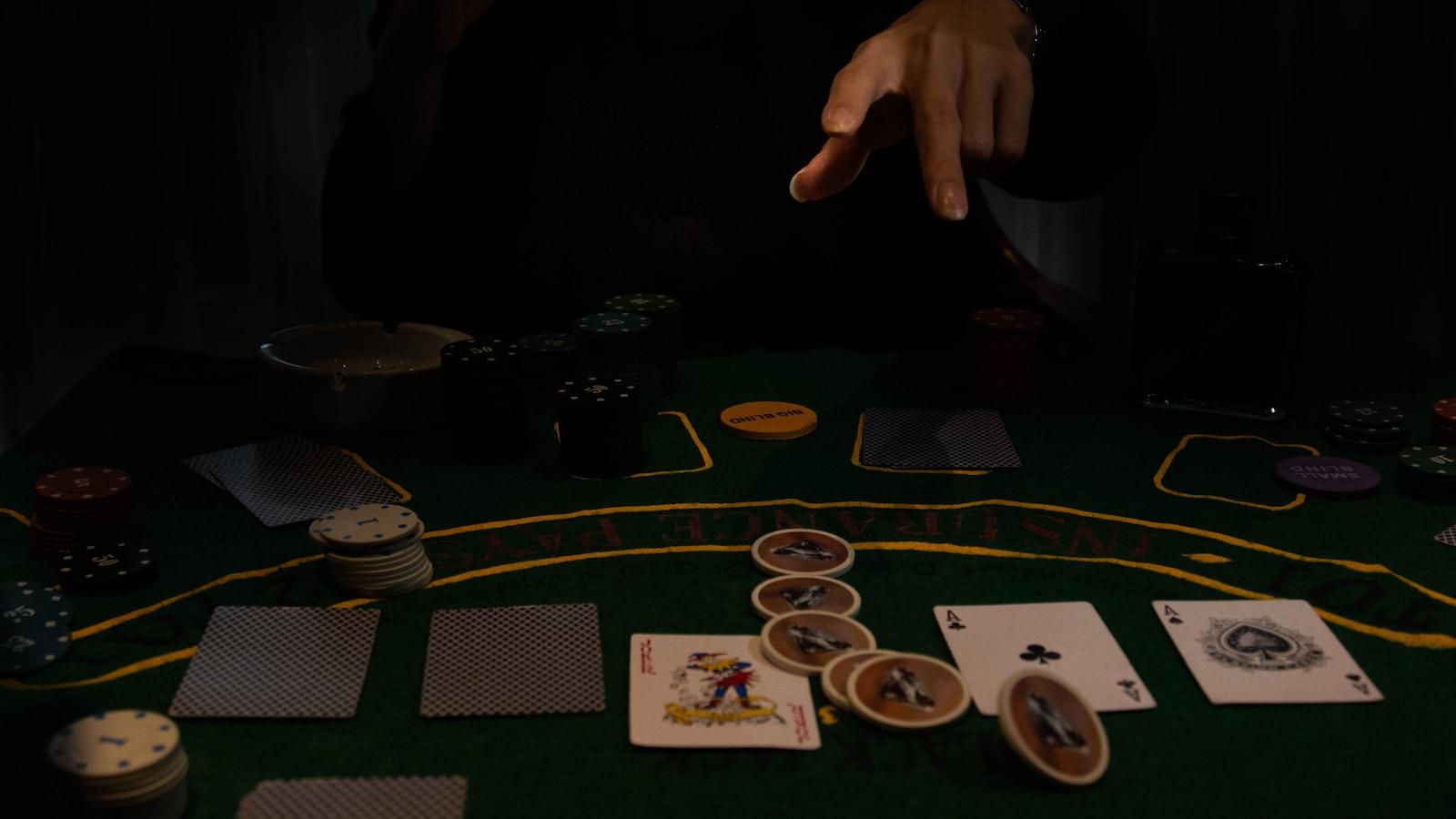 4. Transcending Boundaries: ​Applying Bluffing Strategies ⁣from Poker‌ to Everyday Life