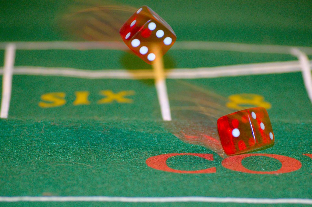 Craps for Newbies: Understanding the Pass Line and Odds Bets